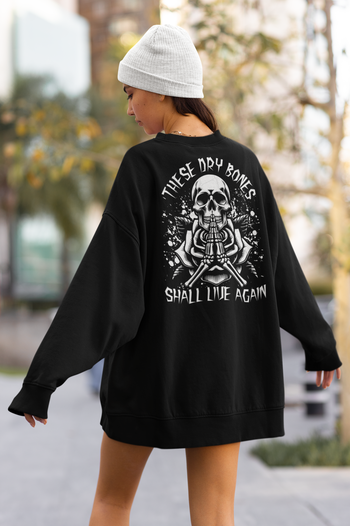 Women's Sweater Dry Bones