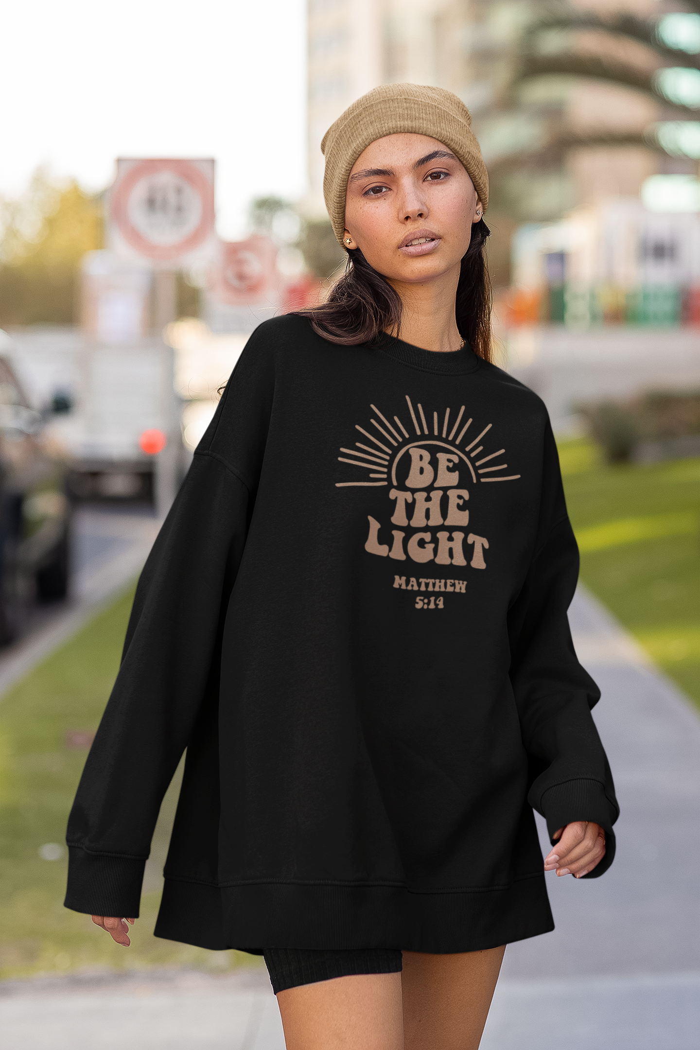Women's Sweater Be The Light