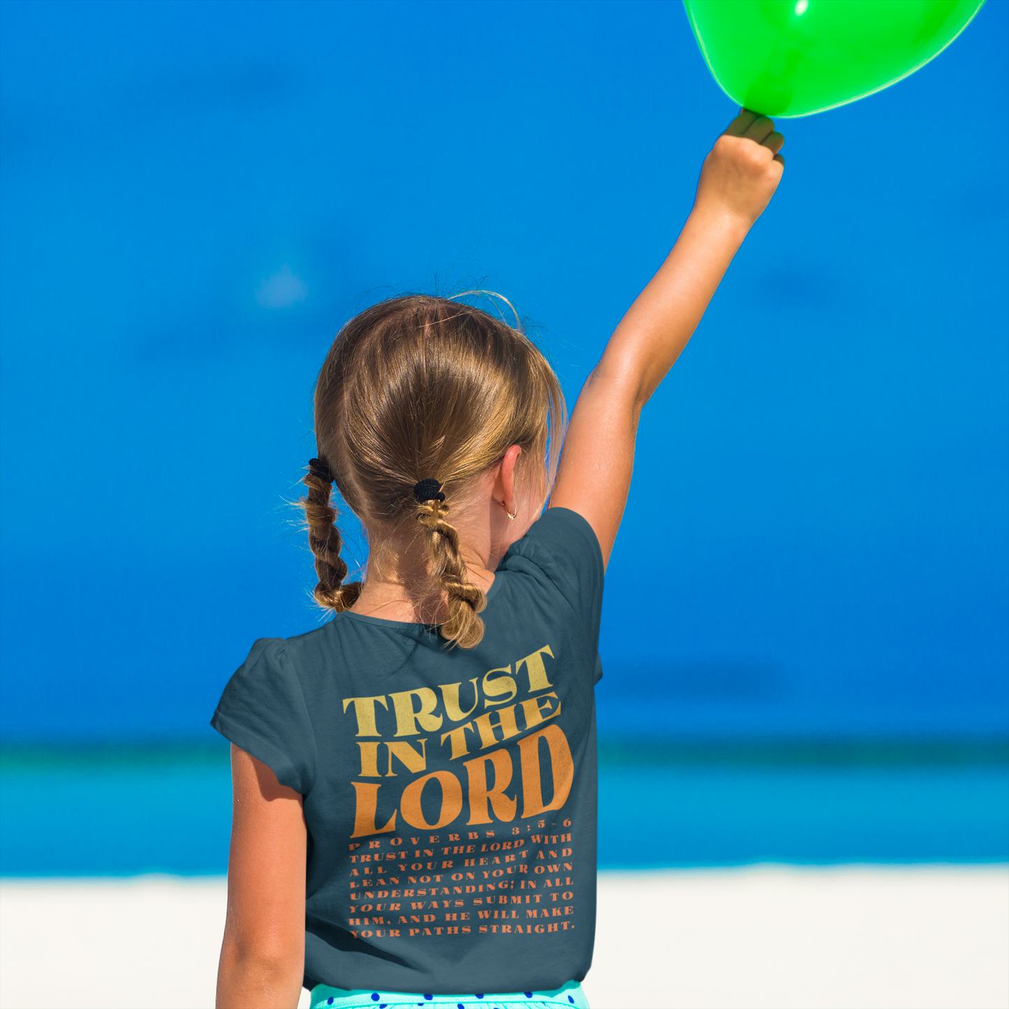 Kid's T-Shirt Trust In The Lord (Sunset)